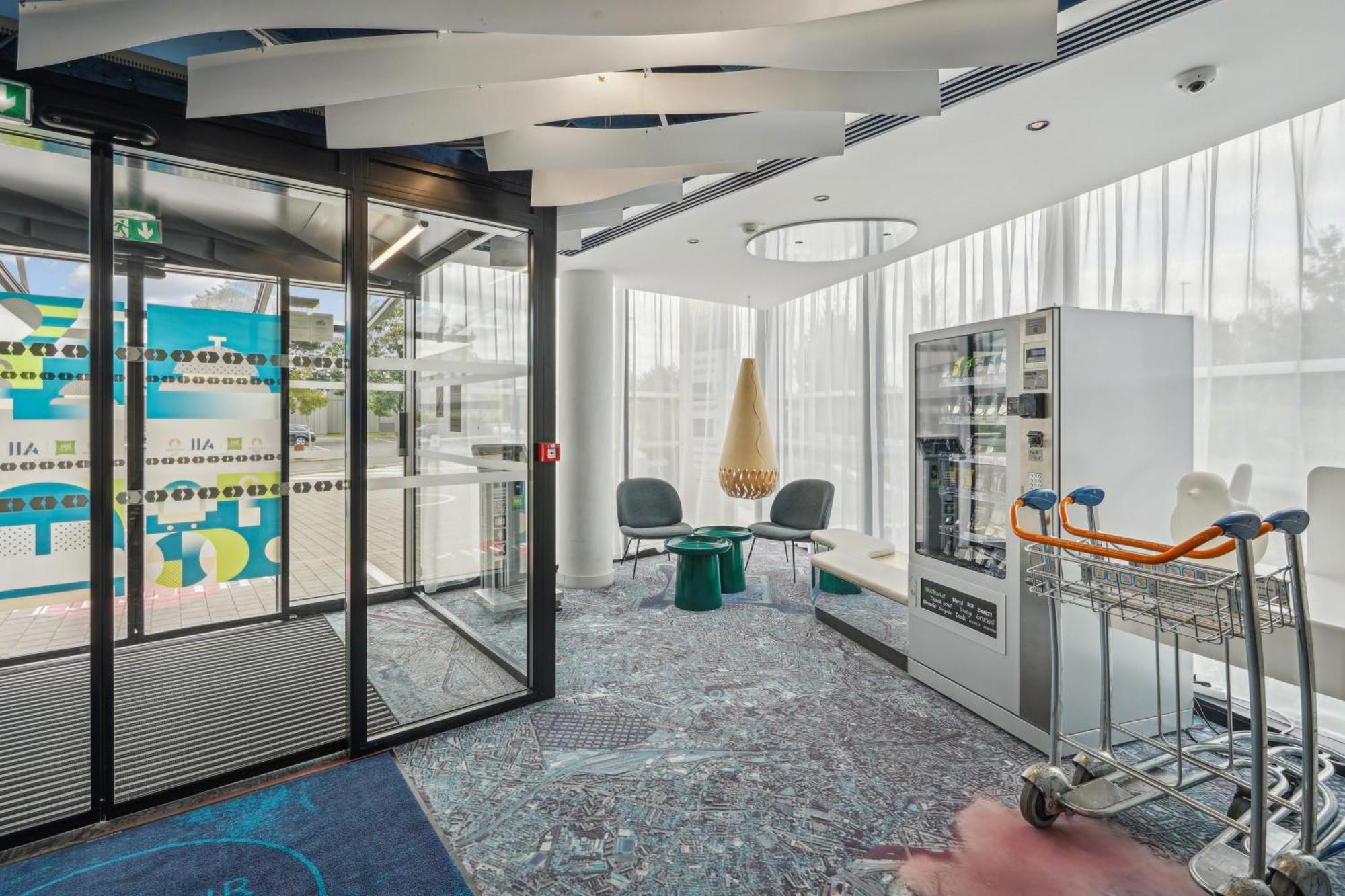 ホテル Ibis Styles Paris Orly Airport パライユ・ヴィエイユ・ポスト エクステリア 写真
